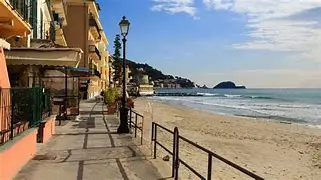 Image for Alassio : Plage de rêve, charme italien et joyau de la Ligurie