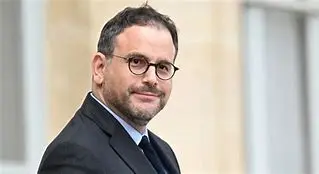 Image for Aurélien Rousseau :  Ministre délégué à l'Industrie en France