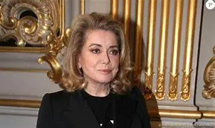 Image of Catherine Deneuve : Icône du Cinéma Français et Star Internationale