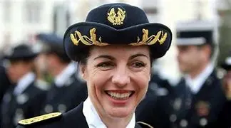 Image for Catherine Seguin : Une Artiste Majeure de la Scène Contemporaine