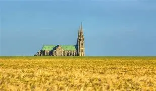 Image for Chartres : Une ville d'histoire et de lumière