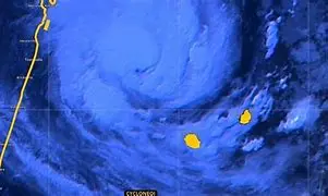 Image for Cyclone Bheki à La Réunion : Prévisions, Trajectoire et Impact
