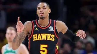 Image of Dejounte Murray : Le Moteur des Hawks d'Atlanta