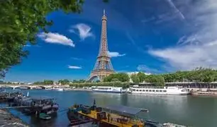 Image for La Tour Eiffel : Symbole Intemporel de Paris et de la France