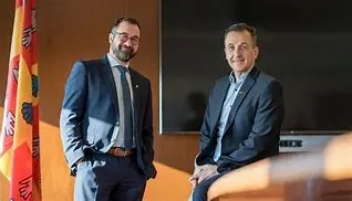 Image of Larry Tanenbaum : Un Titan Canadien du Sport, de l'Immobilier et de la Philanthropie