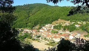 Image for Le Pont de Labeaume: Un Chef-d'œuvre Médiéval en Ardèche