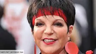 Image for Liza Minnelli : Une étoile scintillante sur trois scènes