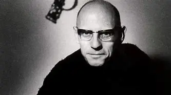 Image of Michel Foucault : Philosophe, Historien des Idées et Critique Sociale