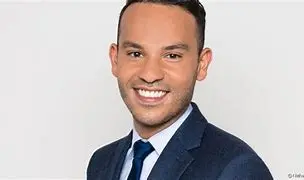 Image of Mohamed Bouhafsi : L'étoile montante du journalisme sportif français