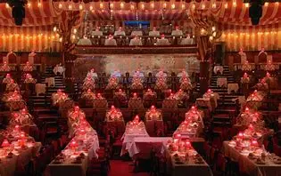 Image for Moulin Rouge : Le cabaret mythique de Paris