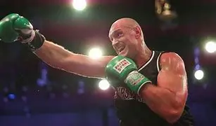 Image of Tyson Fury : Le Roi Gypsie Incontesté de la Boxe Poids Lourds