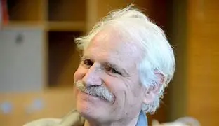 Image for Yann Arthus-Bertrand : Un regard engagé sur la planète