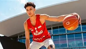 Image of Zacharie Risacher : La Pépite Française du Basket Visez le Sommet